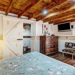 Casa Elvira Villa Chimiche